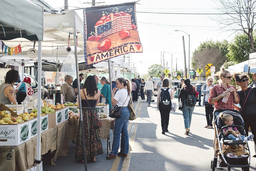 Photo of an outdoor market in South Pasadena